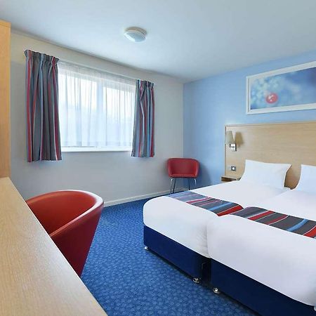 Travelodge Nuneaton Hotel Room photo